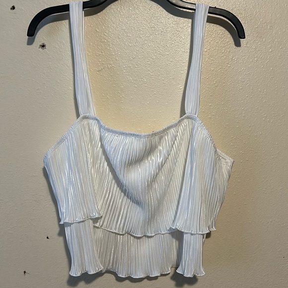 π€ Ruffle Set π€ - Picture 2 of 4